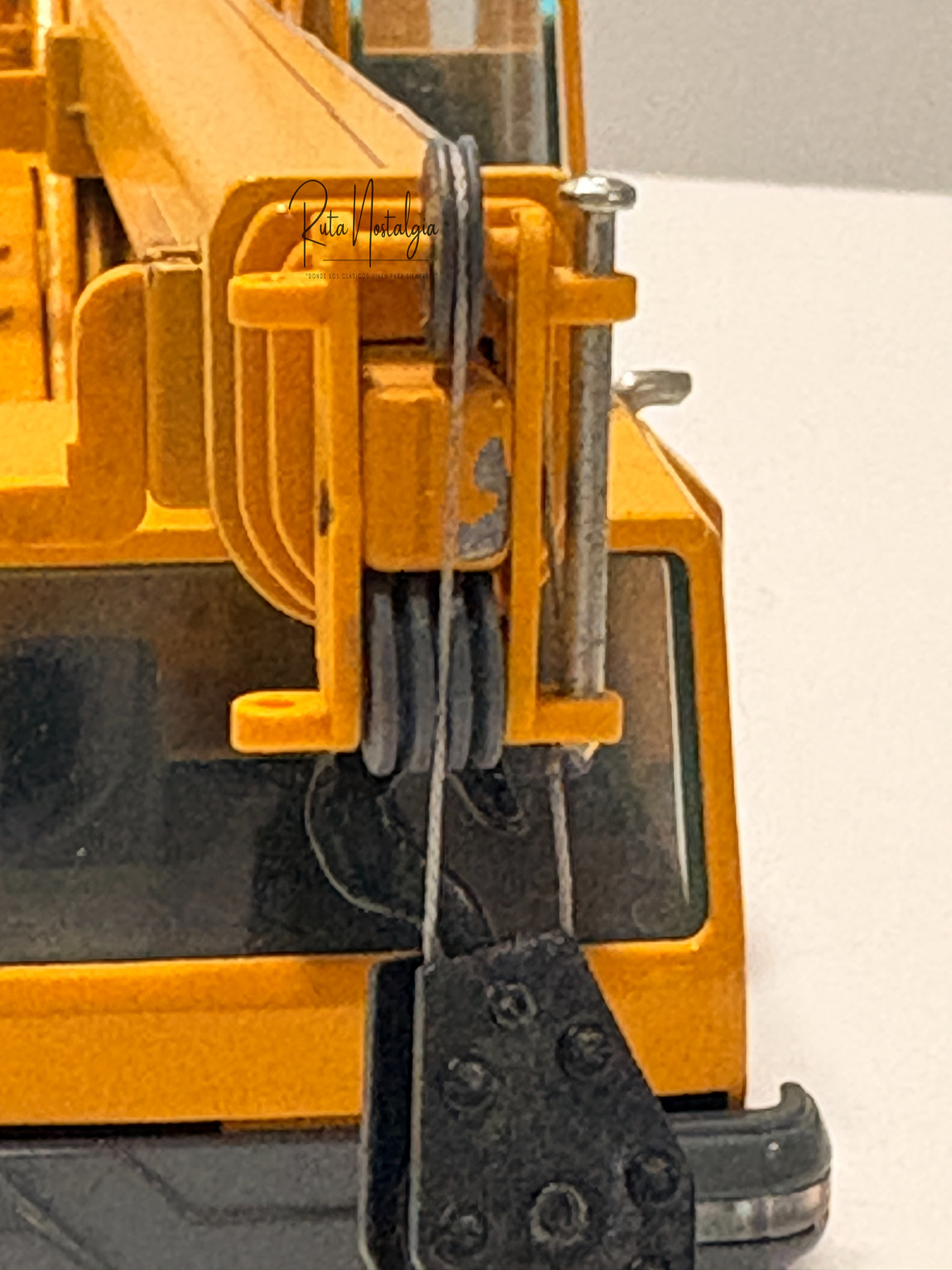 Liebherr LTM 1030-2.1 Conrad | Grúa móvil de 2 ejes a escala 1:50. Modelo raro  en Chile - Comprado. a coleccionista - 10