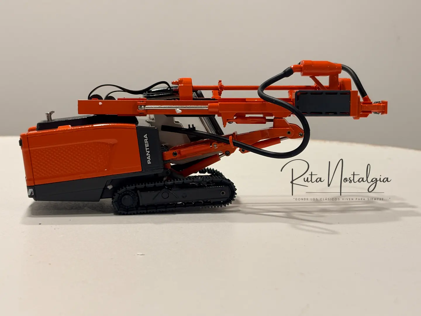 Equipo Minero Sandvik Pantera DP1500i | Conrad 1:50 4