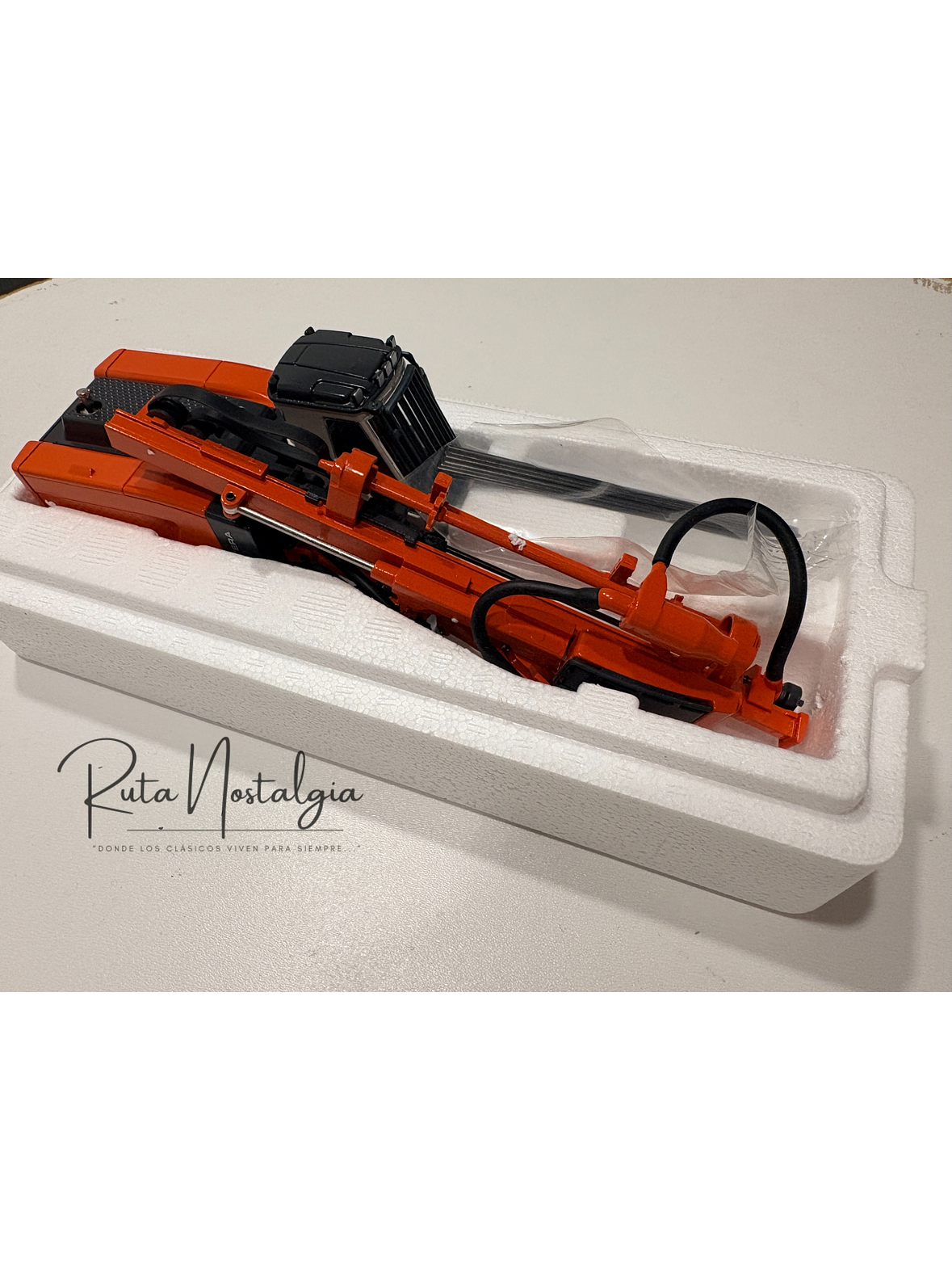 Sandvik Pantera DP1500i Conrad 1:50 | Perforadora de superficie Top Hammer a escala en Chile 8