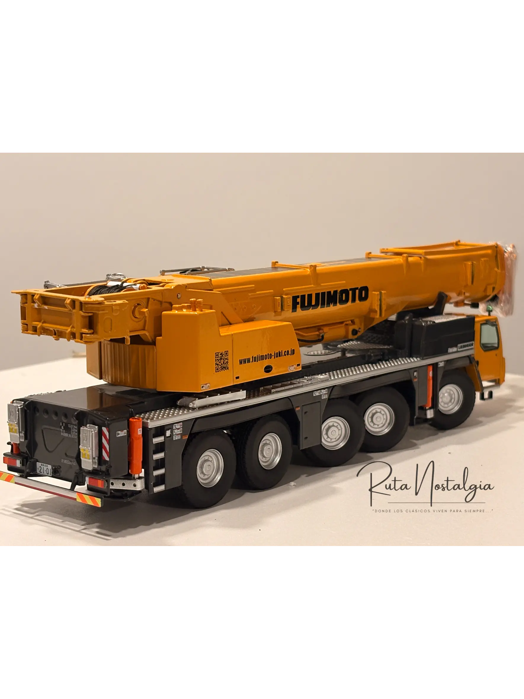 Grúa móvil todo terreno Liebherr LTM 1250-5.1  | NZG Modelle (Alemania) Escala 1:50 | Modelos: Jaromin y Fujimoto Juki 18