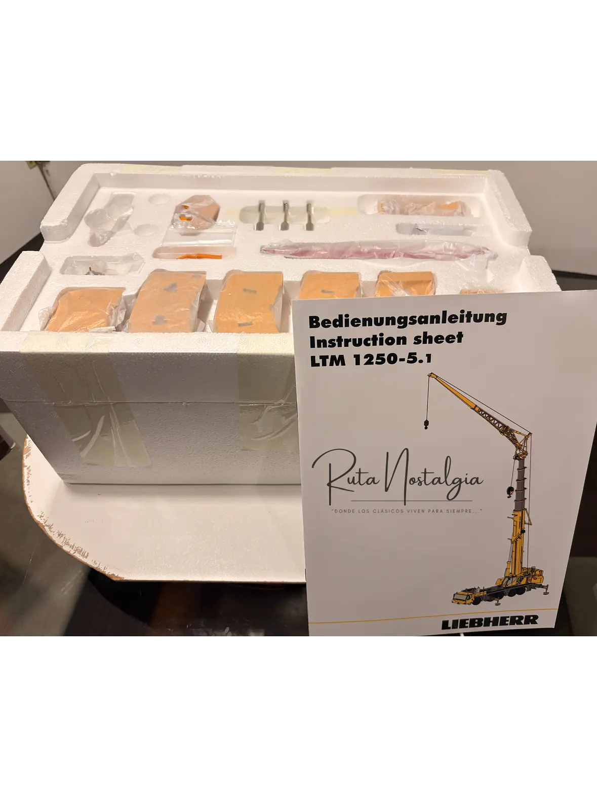 Grúa móvil todo terreno Liebherr LTM 1250-5.1  | NZG Modelle (Alemania) Escala 1:50 | Modelos: Jaromin y Fujimoto Juki 14