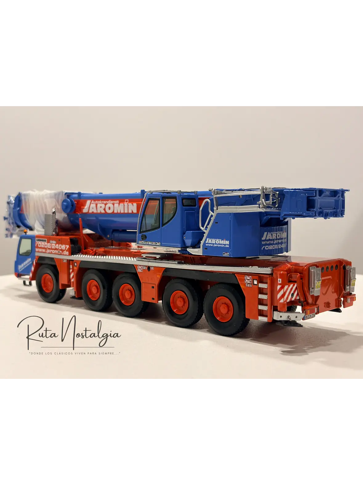 Grúa móvil todo terreno Liebherr LTM 1250-5.1  | NZG Modelle (Alemania) Escala 1:50 | Modelos: Jaromin y Fujimoto Juki 8