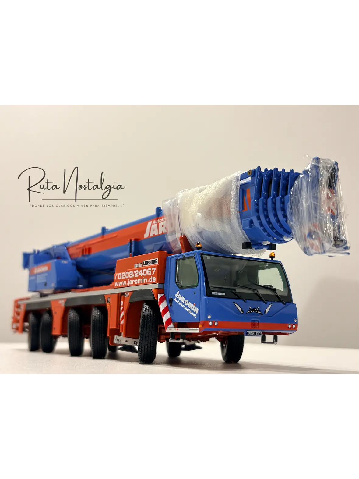 Grúa móvil todo terreno Liebherr LTM 1250-5.1  | NZG Modelle (Alemania) Escala 1:50 | Modelos: Jaromin y Fujimoto Juki 1