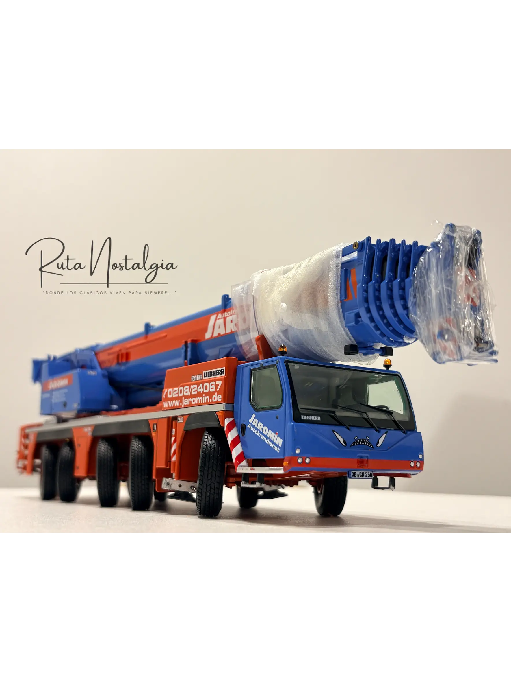 Grúa móvil todo terreno Liebherr LTM 1250-5.1  | NZG Modelle (Alemania) Escala 1:50 | Modelos: Jaromin y Fujimoto Juki 1