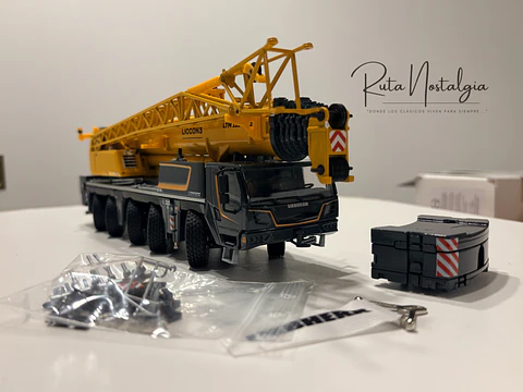 Grúa móvil todo terreno Liebherr LTM 1110-5.2 | Conrad Modelle 1:50 | Grúa de Izaje de 5 ejes de colección en Chile