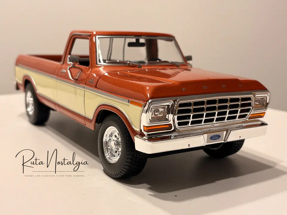 Camioneta Ford F-150 Pick-Up 1979 | Maisto 1:18 5