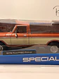 Camioneta a escala Ford F-150 Pick-Up 1979 | Maisto  1:18 Brown White | Camioneta clásica a escala en Chile - thumbnail 11