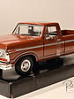 Ford F-150 Custom 1979 Motormax 1:24 – Pickup clásica americana para coleccionistas y amantes del transporte  - thumbnail 1