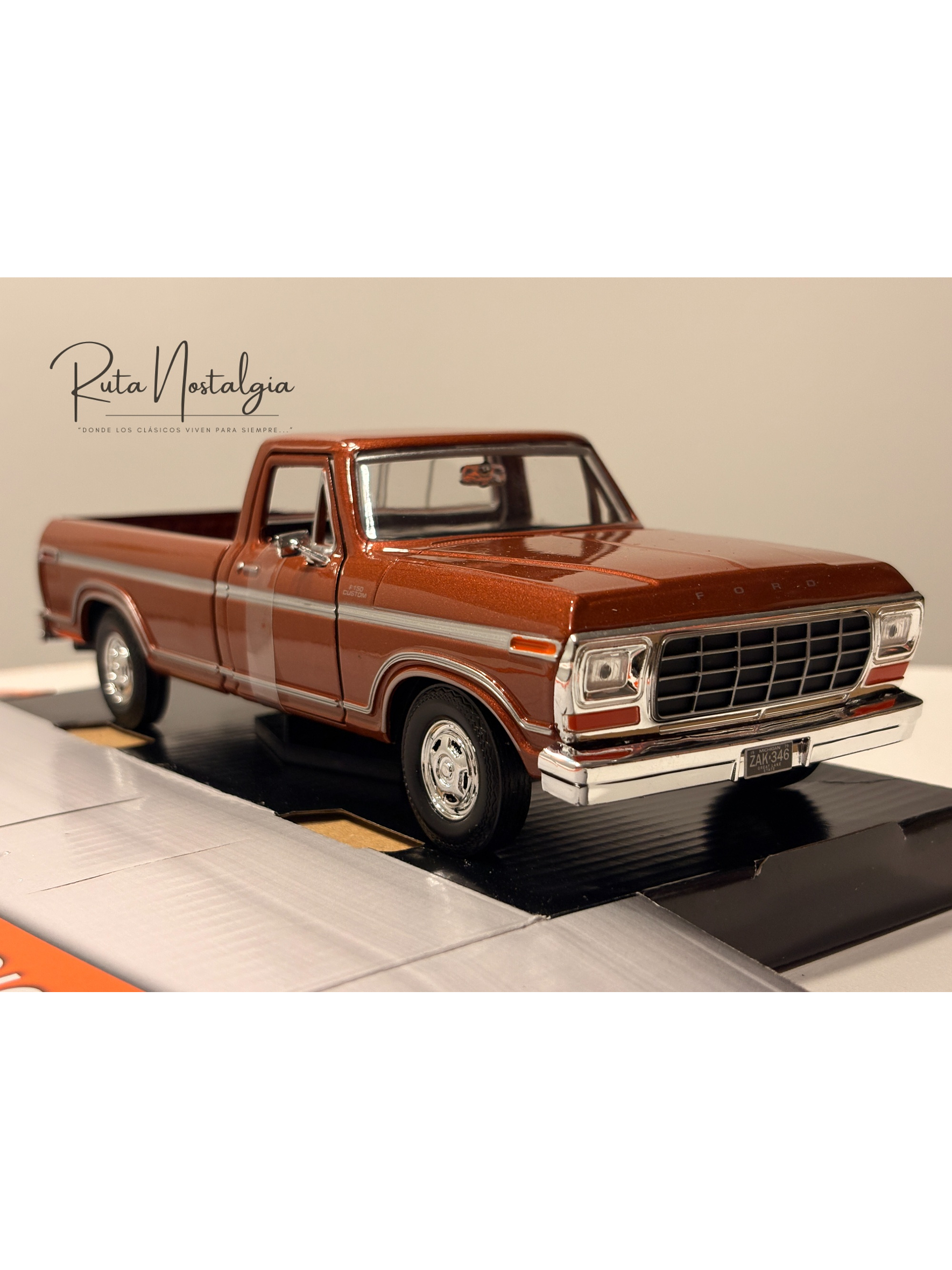 Ford F-150 Custom 1979 Motormax 1:24 – Pickup clásica americana para coleccionistas y amantes del transporte  4