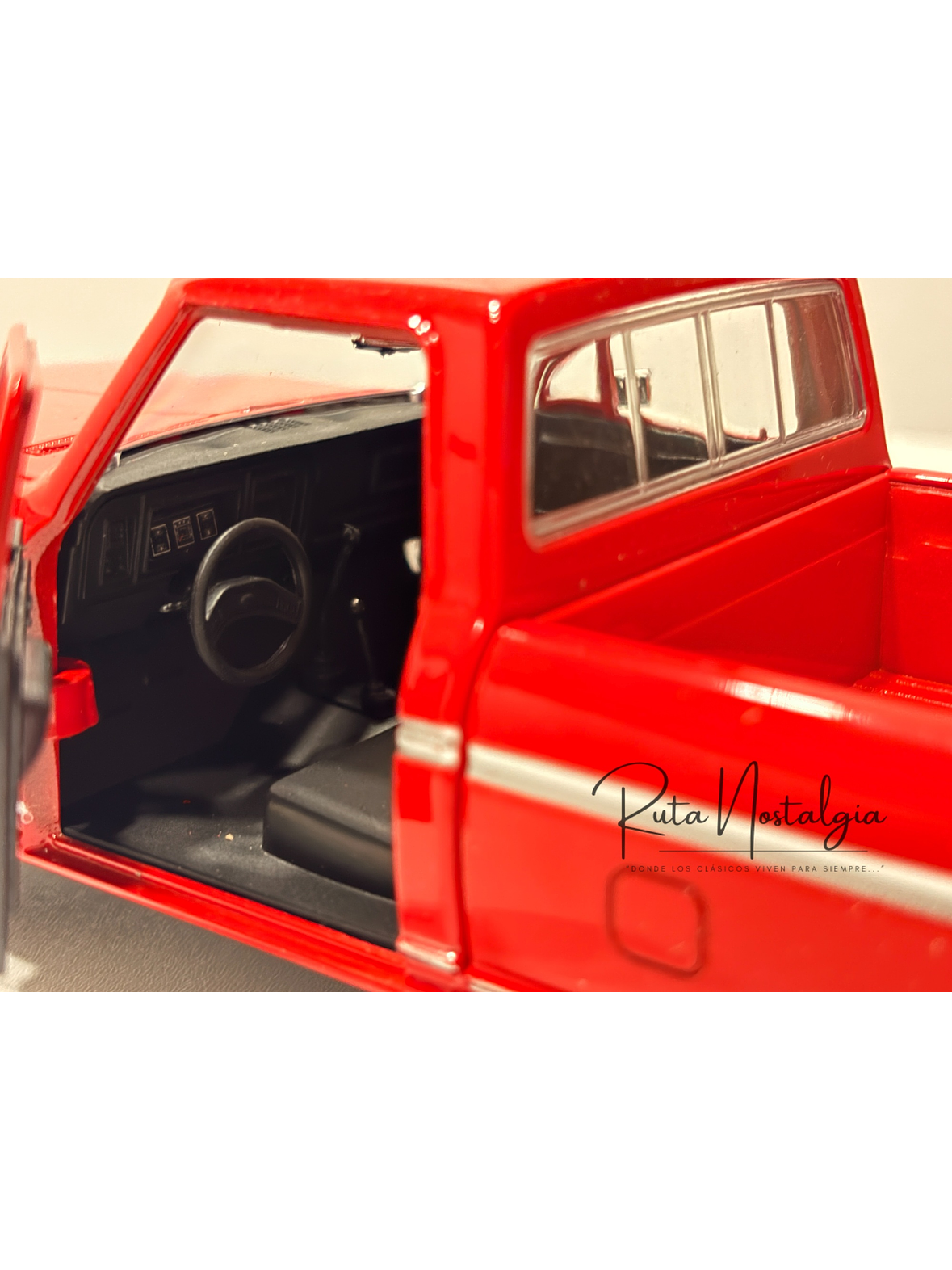Ford F-150 Custom 1979 Motormax 1:24 – Pickup clásica americana para coleccionistas y amantes del transporte  13