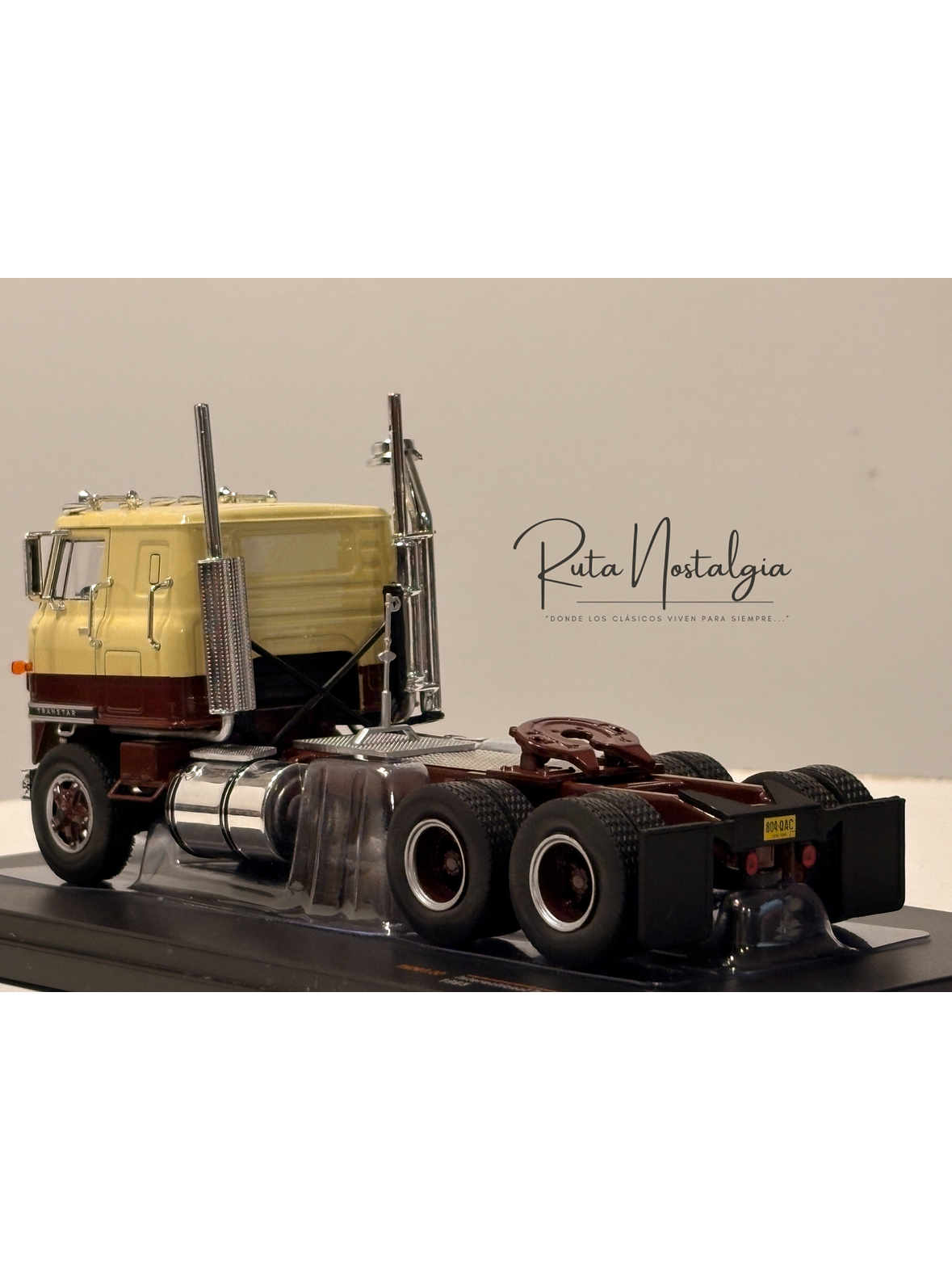 International Transtar COE (1976) 1:43 IXO Models TR219.22 – Camión clásico americano de cabina adelantada 6