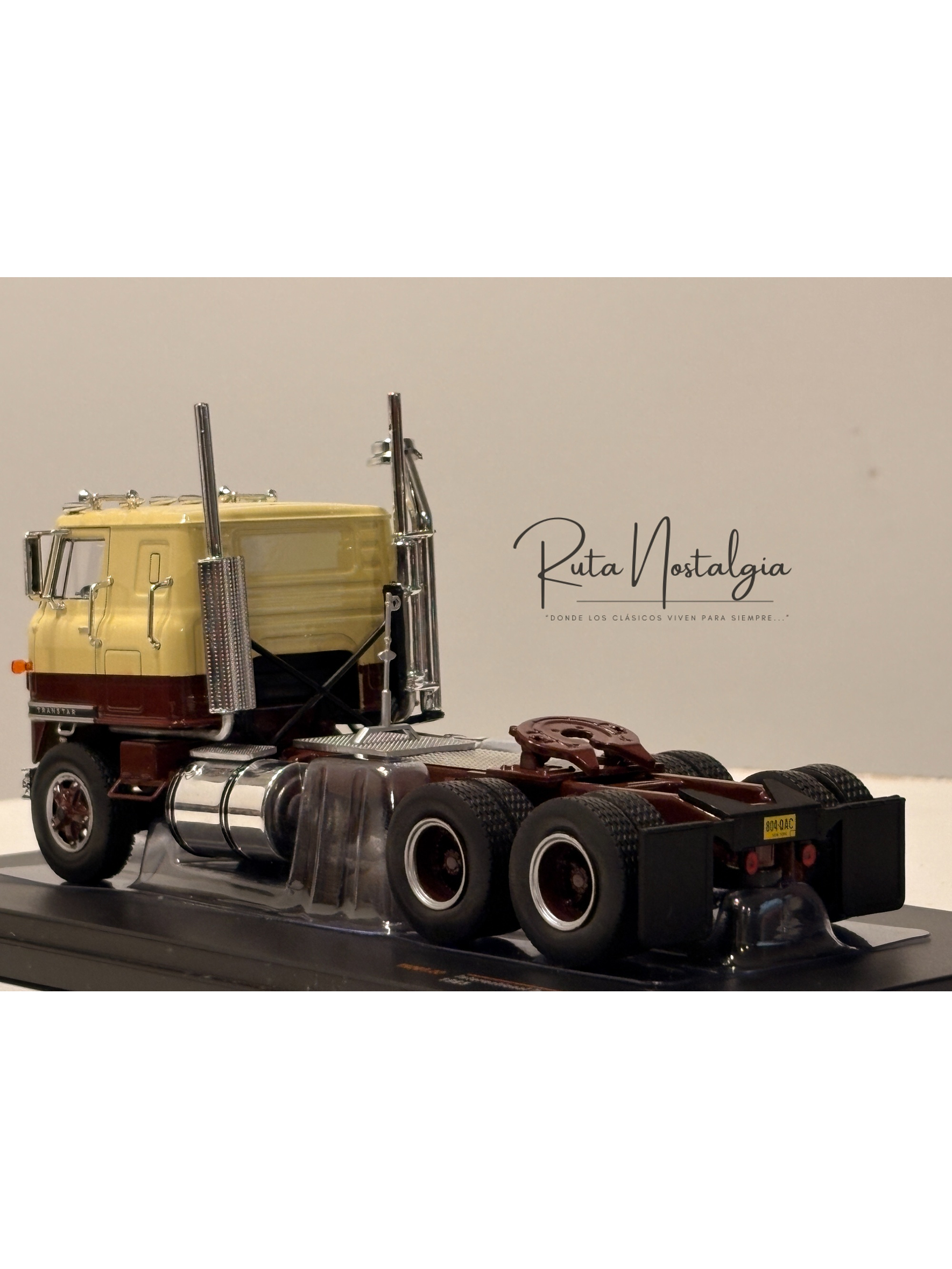 International Transtar COE (1976) 1:43 IXO Models TR219.22 – Camión clásico americano de cabina adelantada 6