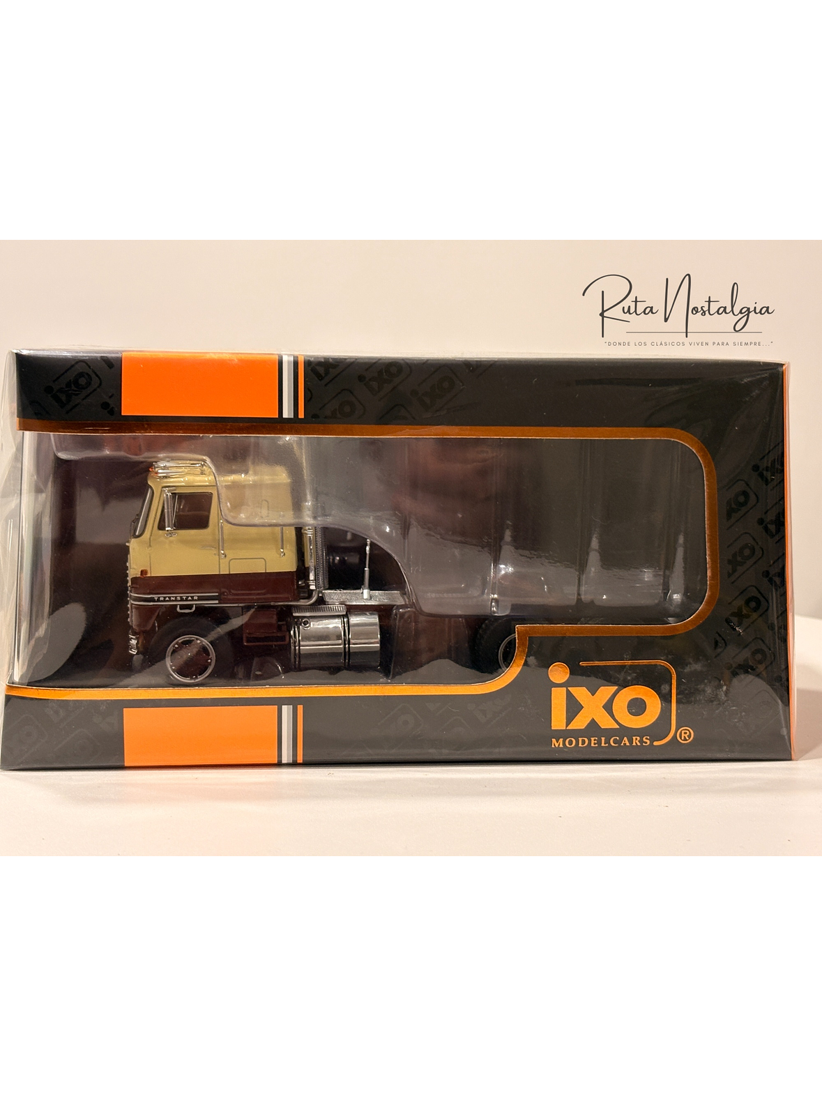 International Transtar COE (1976) 1:43 IXO Models TR219.22 – Camión clásico americano de cabina adelantada 9