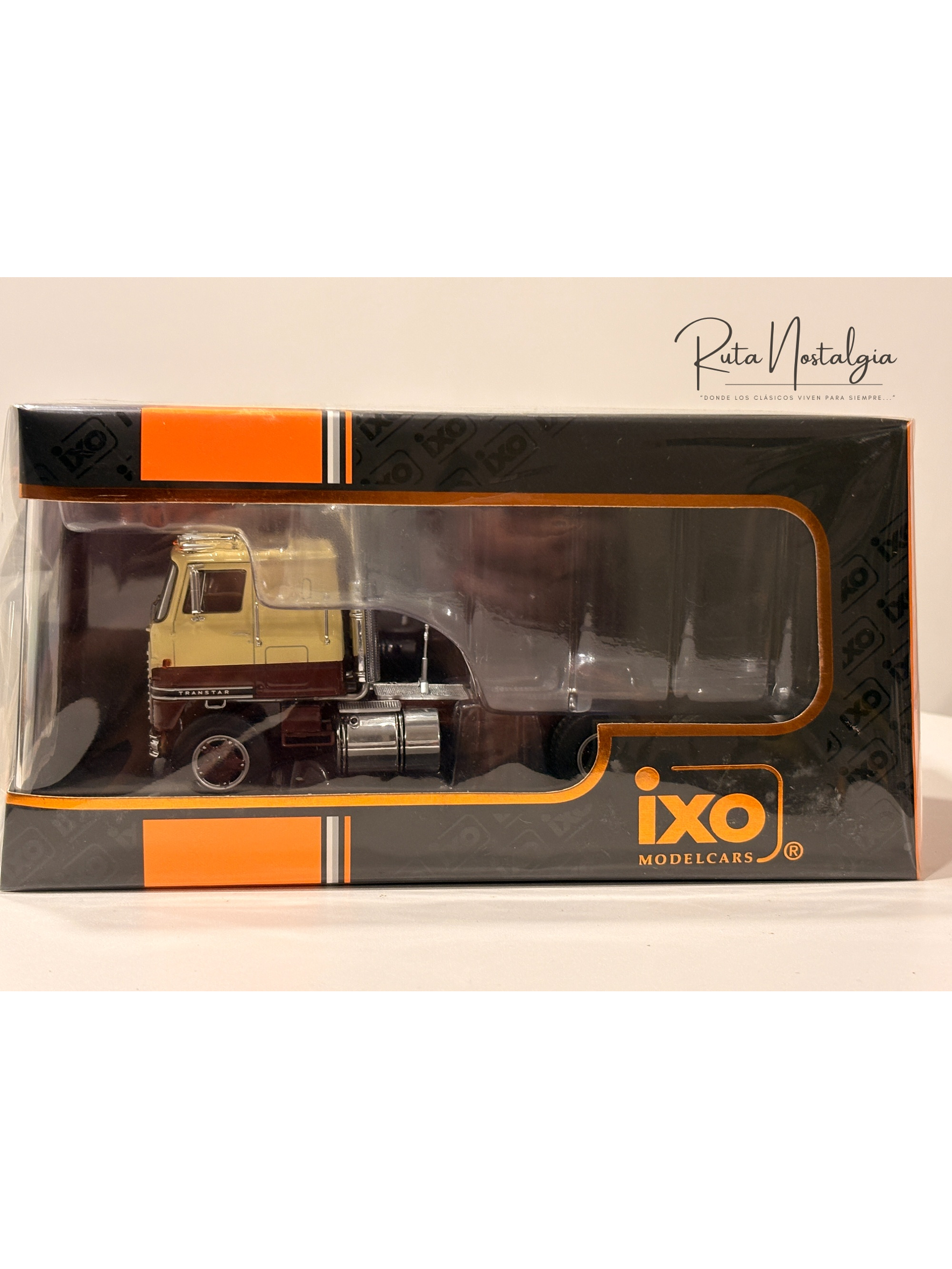 International Transtar COE (1976) 1:43 IXO Models TR219.22 – Camión clásico americano de cabina adelantada 9