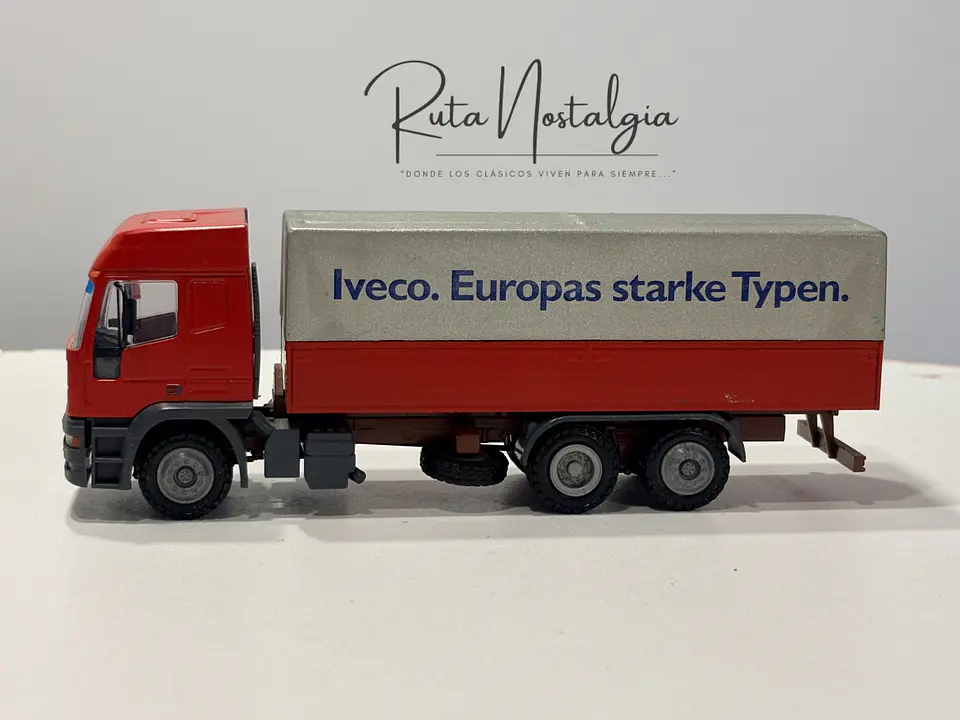 Camión Iveco EuroTech 