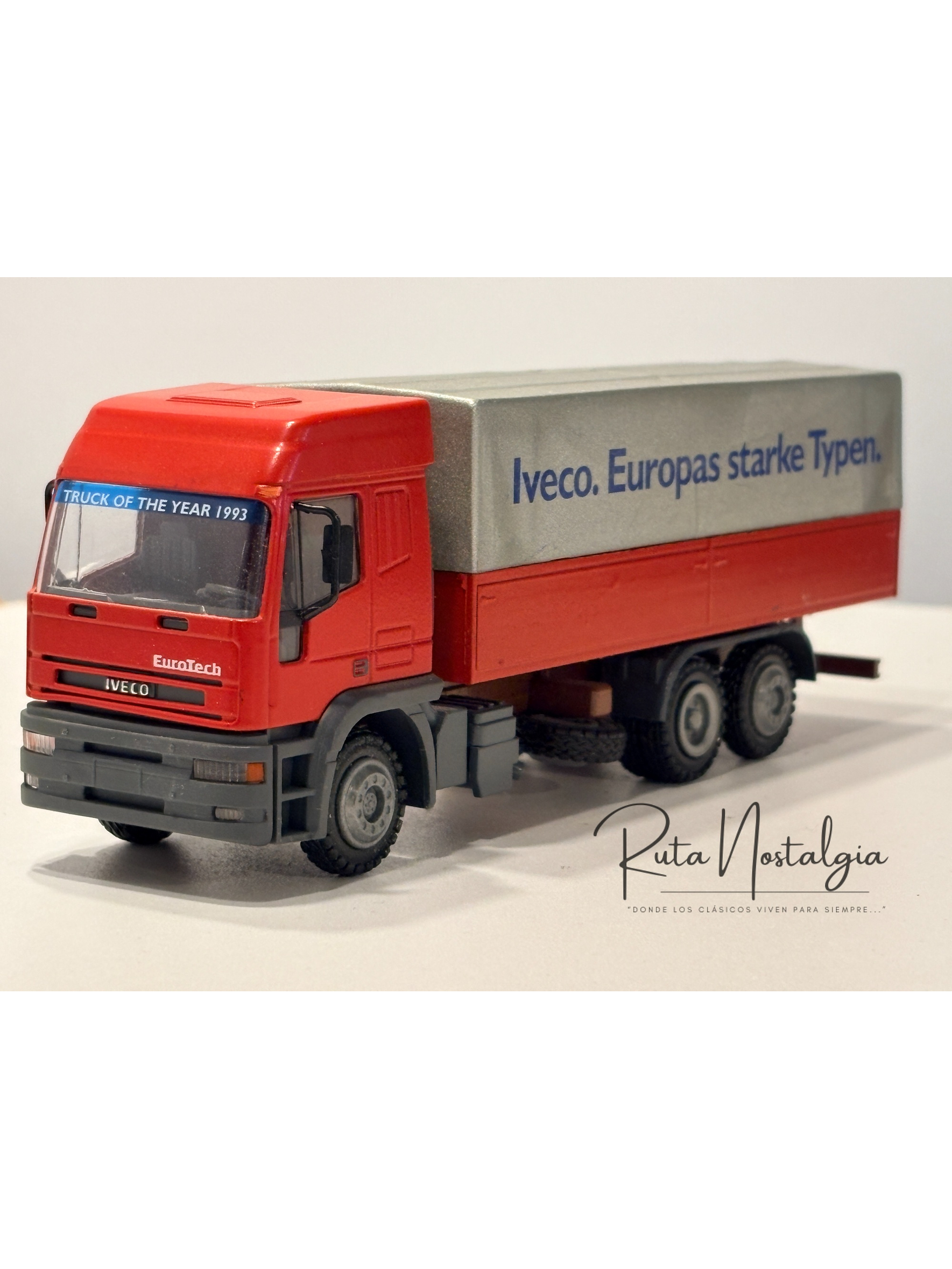 Camión Iveco EuroTech Truck of the Year 1993 1:50 Conrad 4298 | Modelo a escala diecast colección Ruta Nostalgia Chile 1