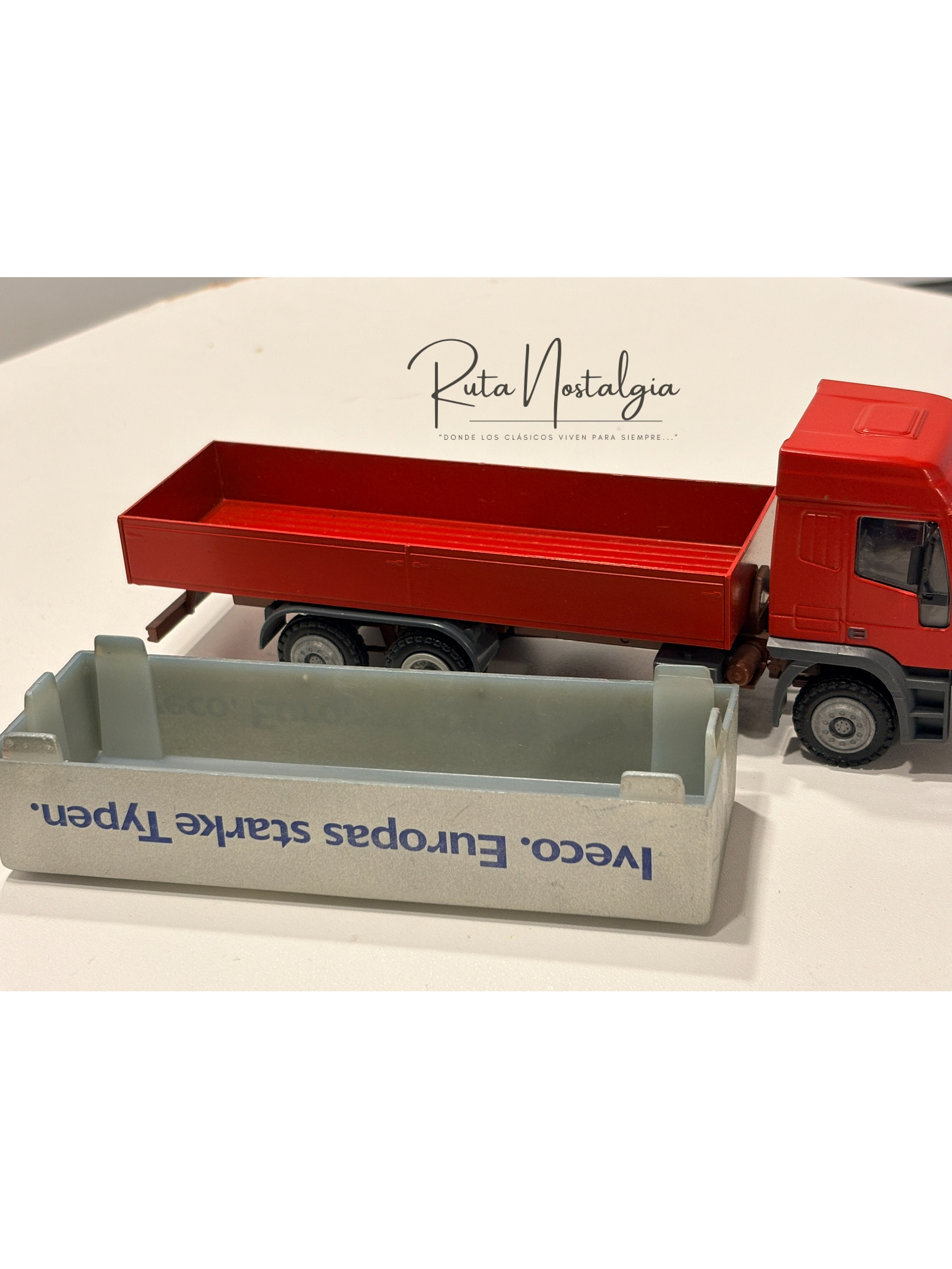 Camión Iveco EuroTech Truck of the Year 1993 1:50 Conrad 4298 | Modelo a escala diecast colección Ruta Nostalgia Chile 5