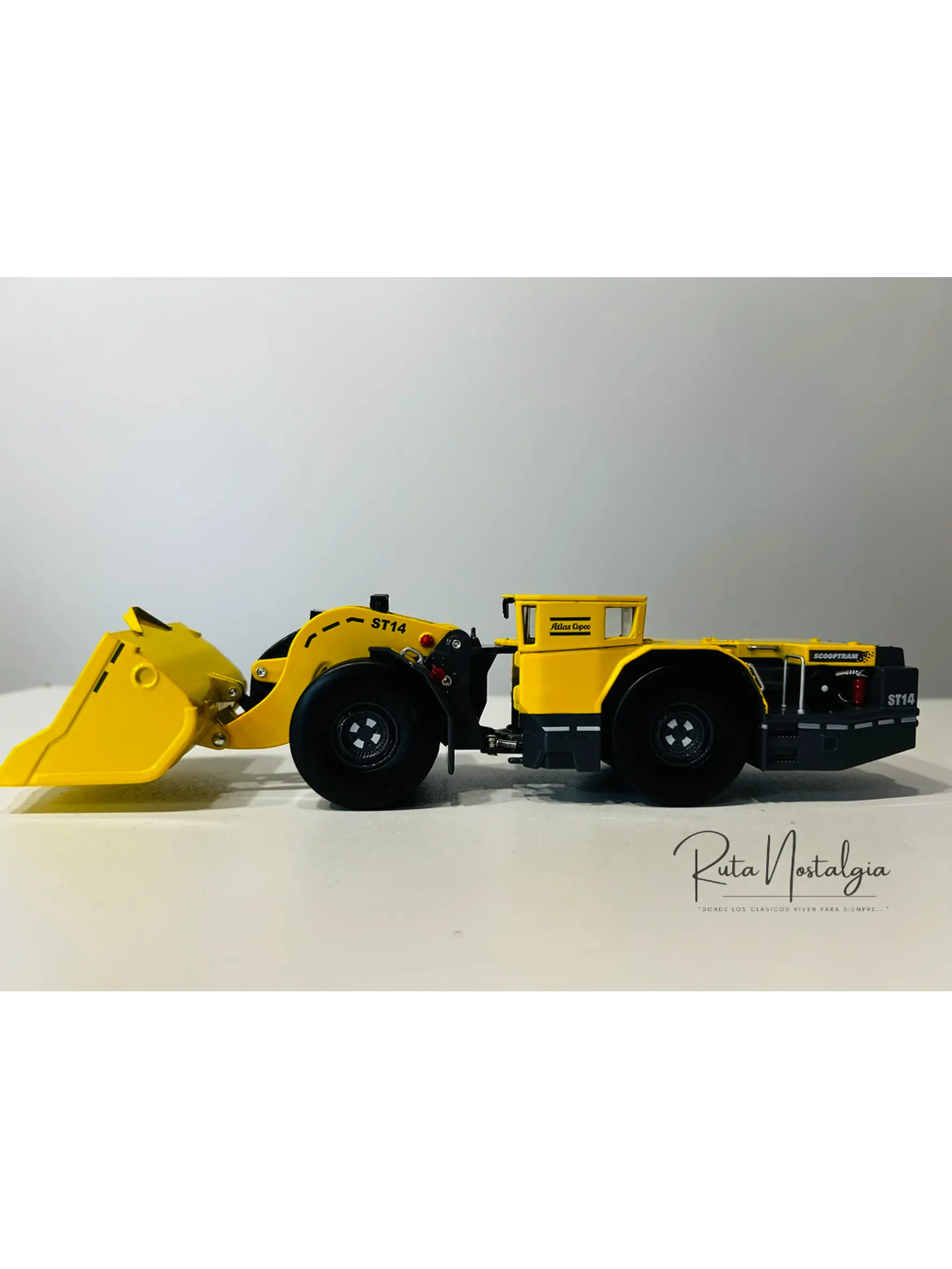 Cargador Subterráneo - Scooptram | Atlas Copco  ST14 - Escala 1:50  | Maquinaria Pesada Minería 5
