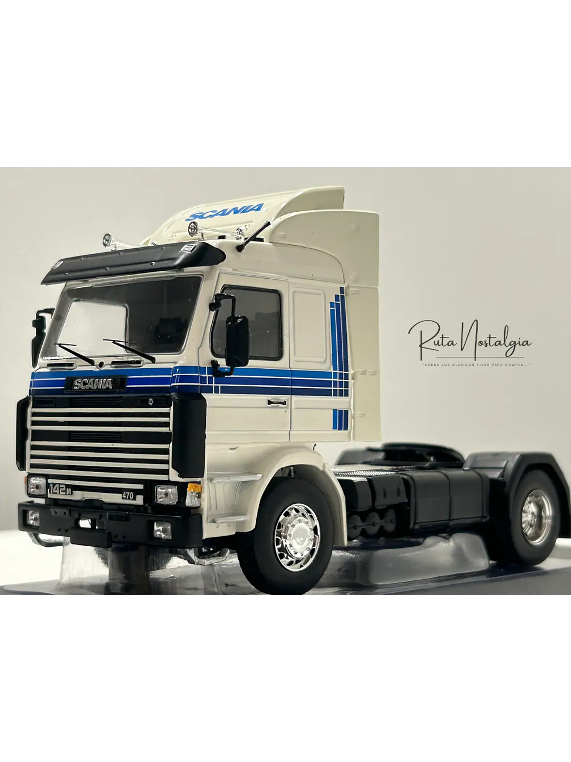 Camión Scania 142M Año 1981 – Ixo Models Escala 1:43 | Réplica Coleccionable de Alta Precisión 1