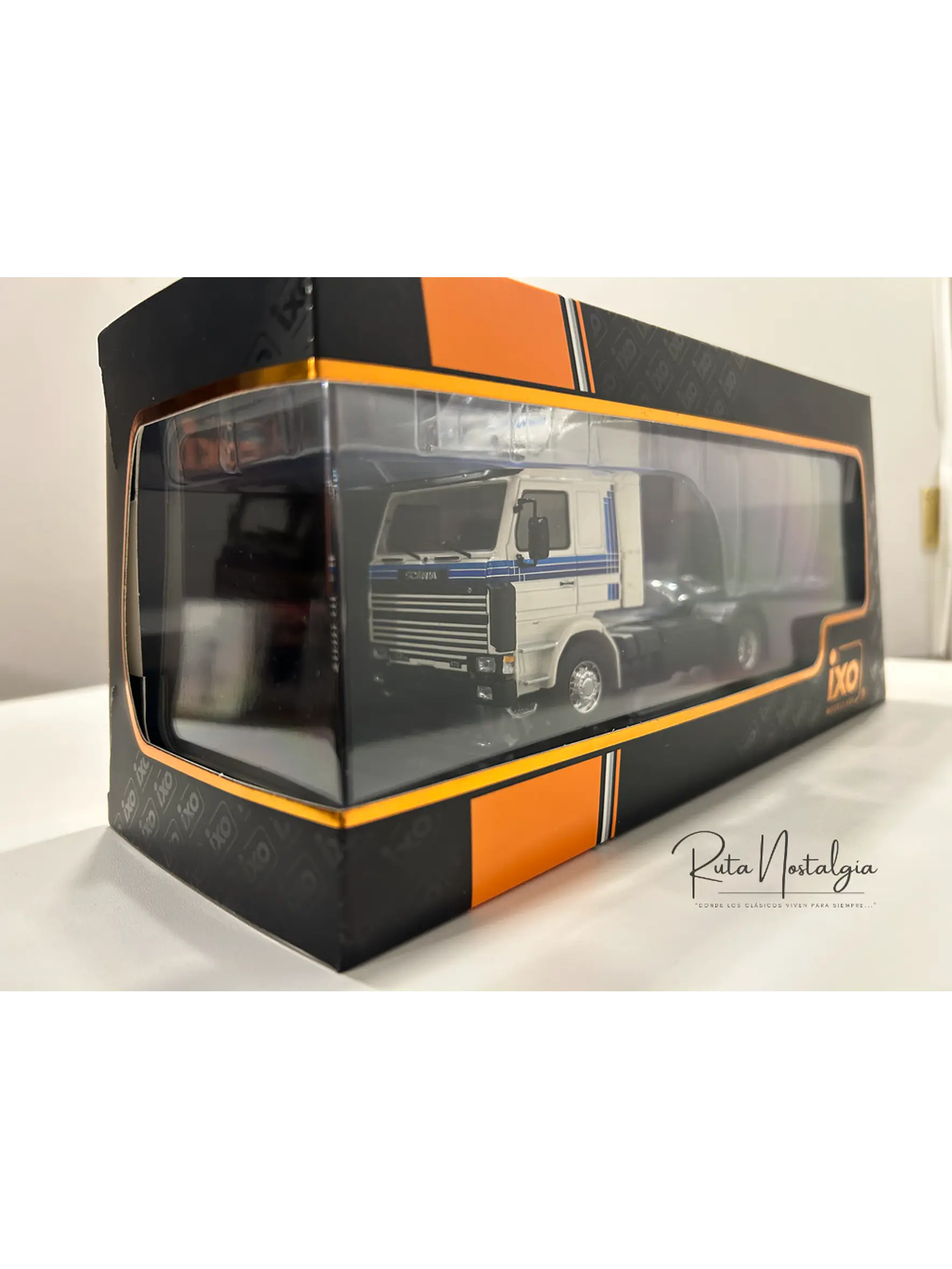 Camión Scania 142M Año 1981 – Ixo Models Escala 1:43 | Réplica Coleccionable de Alta Precisión 10