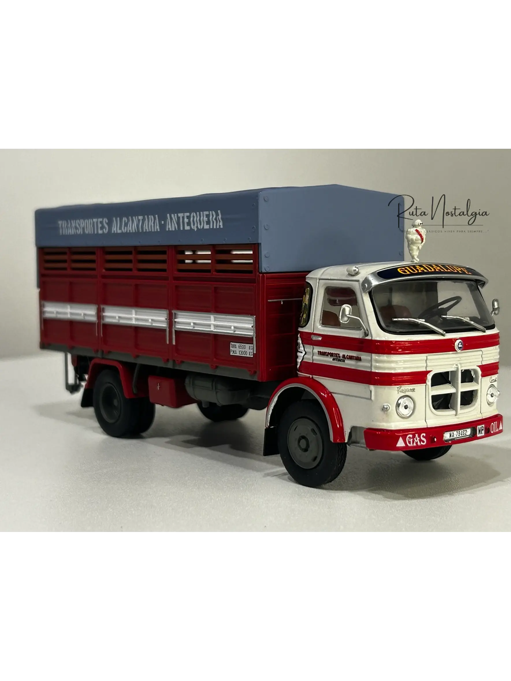 Pegaso 1095 “Transportes Alcántara” 1969 – Escala 1:43 | Die-cast Salvat (IXO) 7