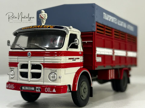Pegaso 1095 “Transportes Alcántara” 1969 – Escala 1:43 | Die-cast Salvat (IXO)