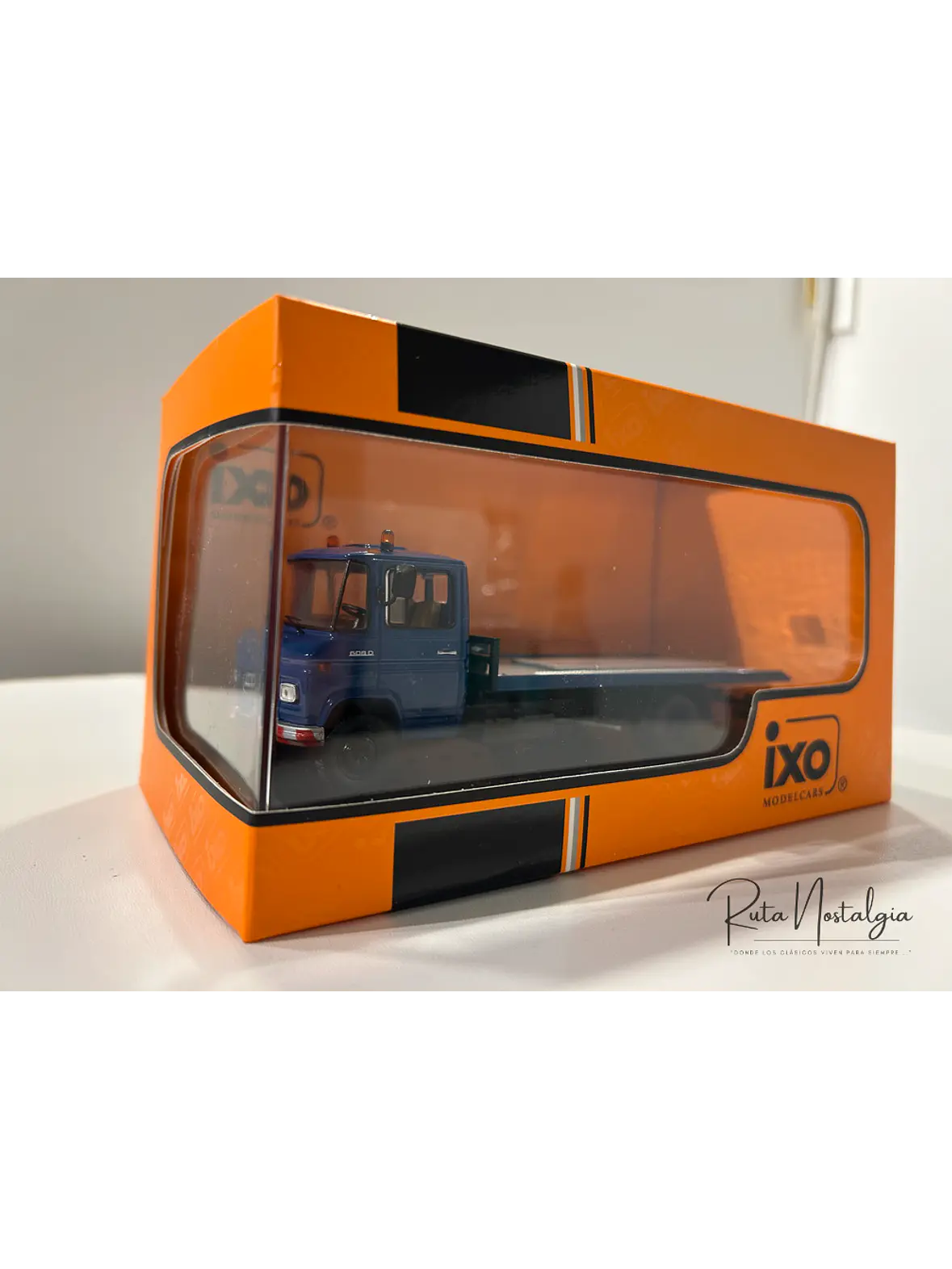 Mercedes-Benz L608D 1980 – Ixo Models 1:43 – Clásico del transporte chileno 10