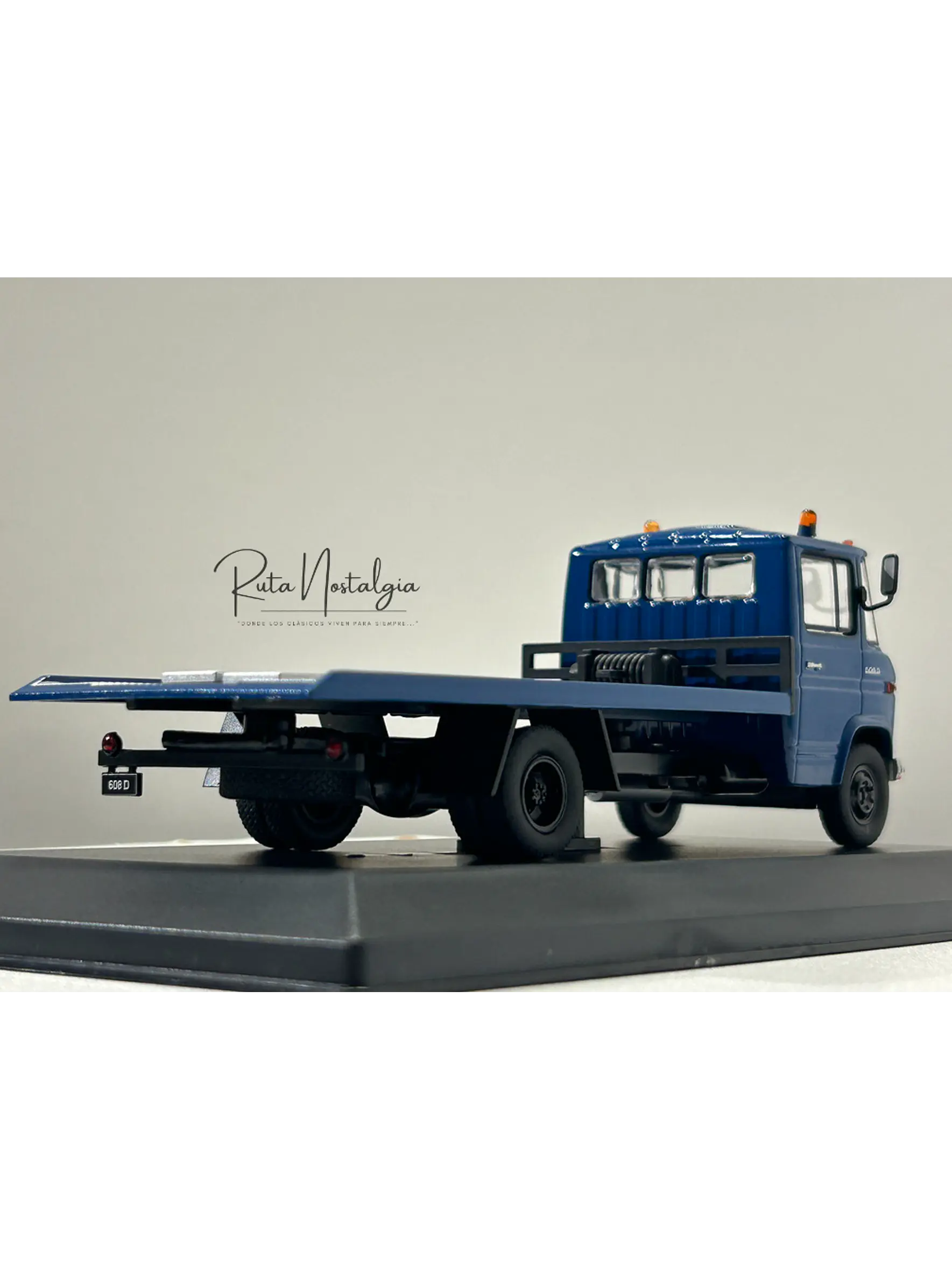 Mercedes-Benz L608D 1980 – Ixo Models 1:43 – Clásico del transporte chileno 5