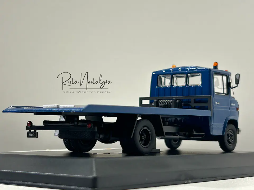 Camión Mercedes-Benz L608D 1980 | IXO Escala 1:43 5