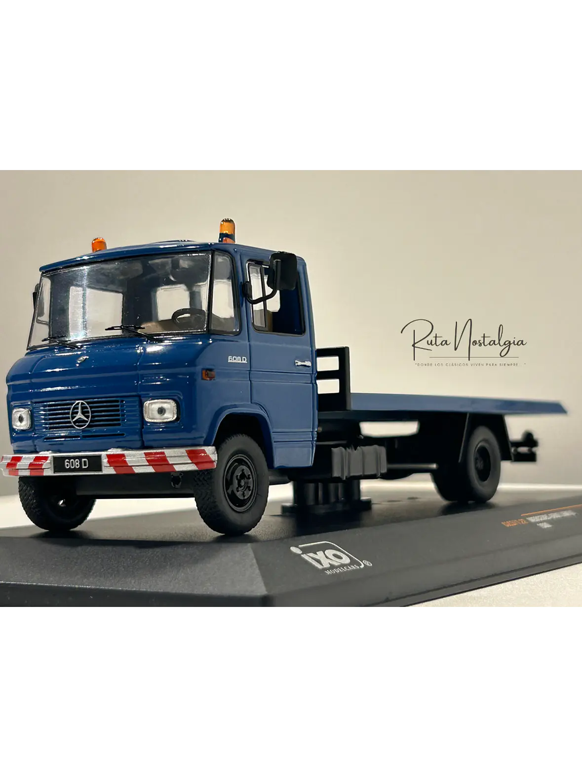Mercedes-Benz L608D 1980 – Ixo Models 1:43 – Clásico del transporte chileno 1