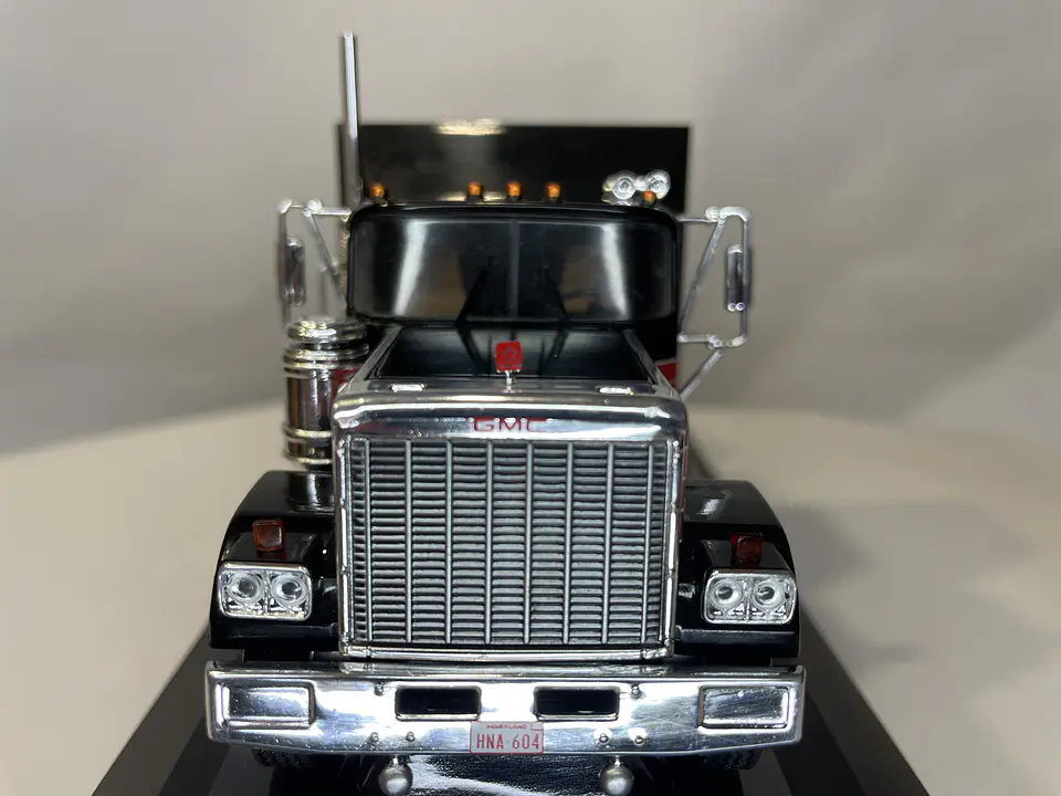 Camión GMC General (1980) | IXO 1:43 Coleccionable 12
