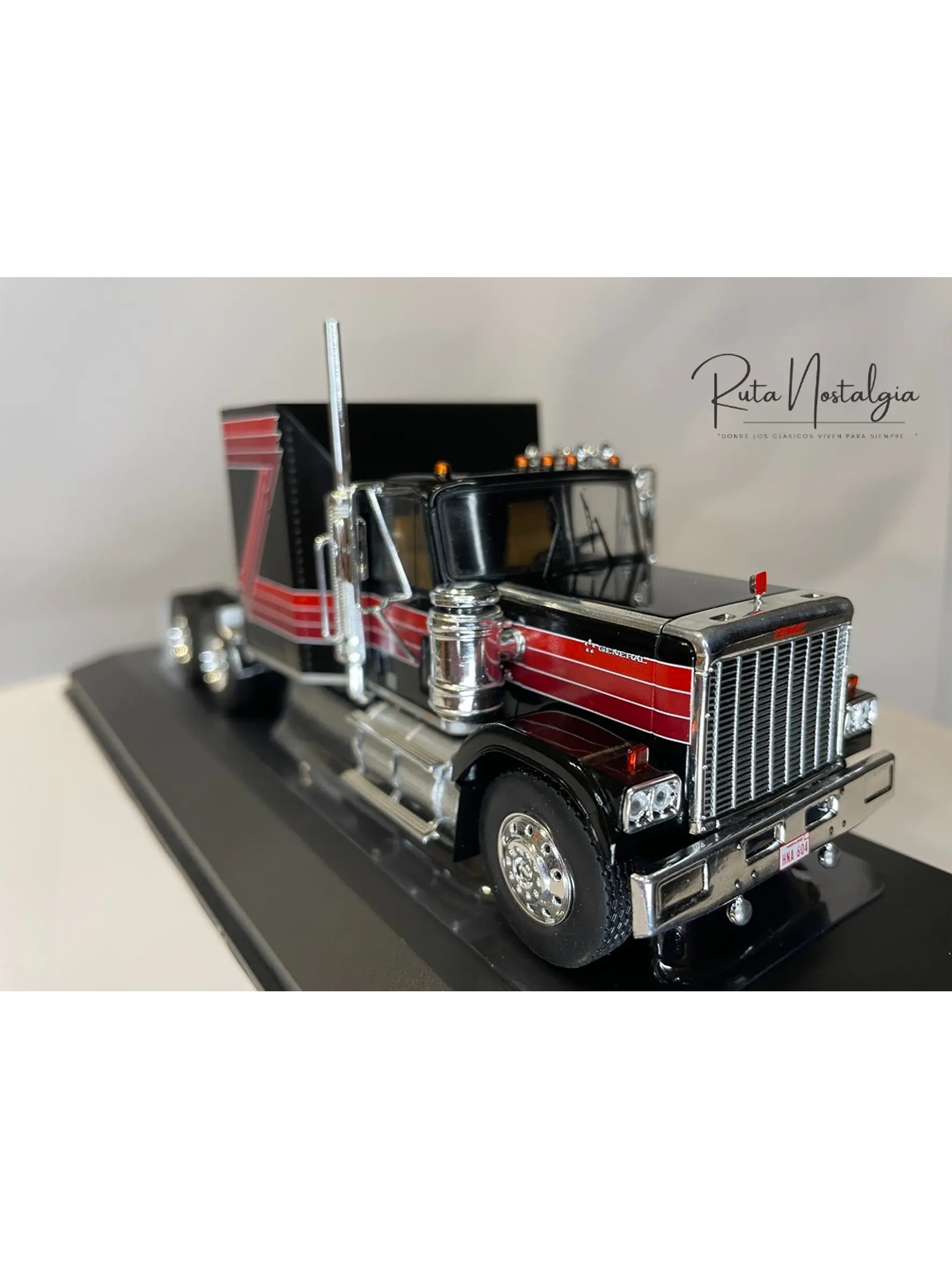 GMC General 1980 – Ixo Models 1:43 – Ícono Americano de Potencia 13