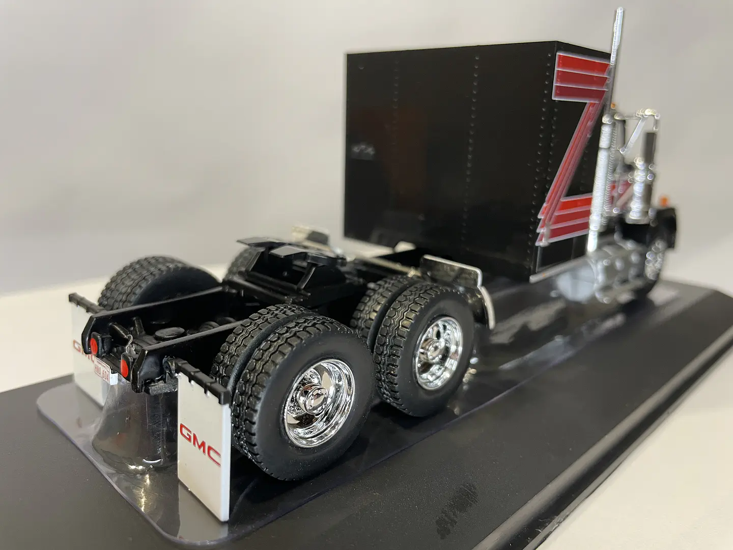 Camión GMC General (1980) | IXO 1:43 Coleccionable 15