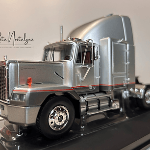 GMC General SBFA 1988 – IXO Models 1:43 – Clásico Americano