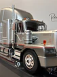 GMC General SBFA 1988 – IXO Models 1:43 – Clásico Americano - Miniatura 3