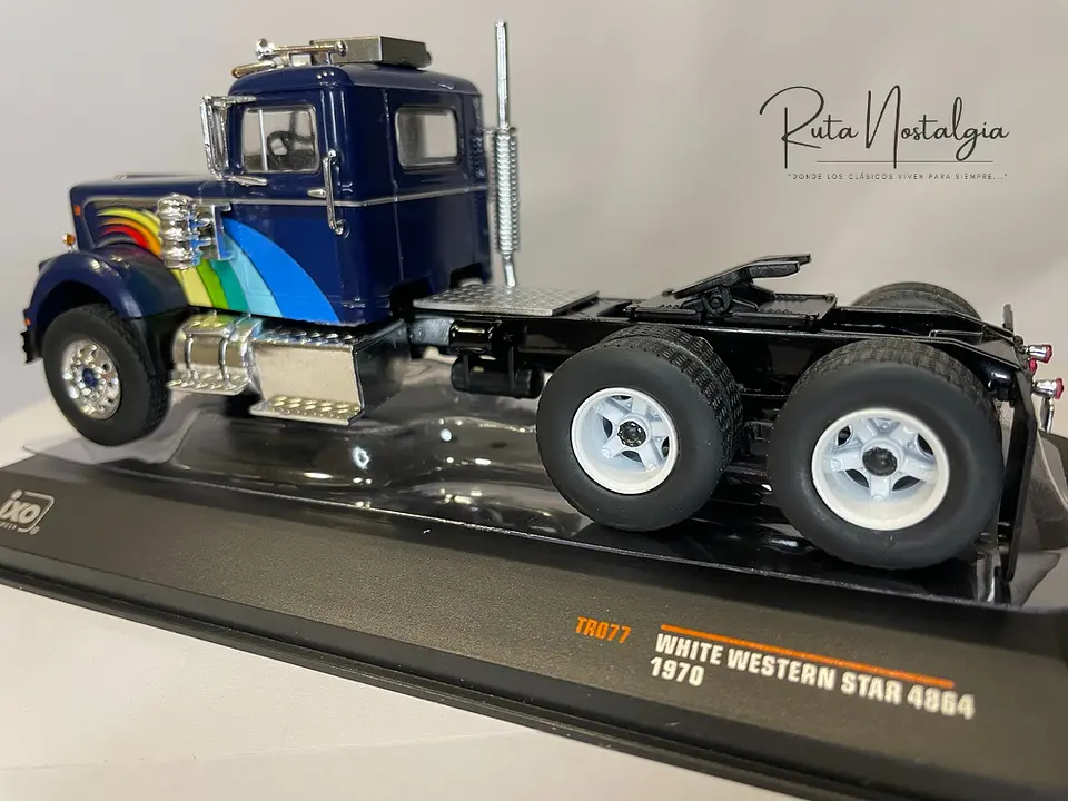 Camión White / Western Star 4864 1970 | IXO 1:43 5