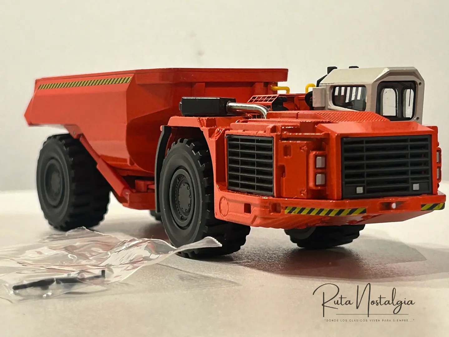 Equipo Minero Sandvik TH550 | Conrad Escala 1:50 4