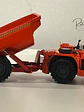 Camión Dumper Subterráneo Sandvik TH550 | Conrad Modelle - Escala 1:50 | Equipo minería subterránea bajo perfil  - Miniatura 6