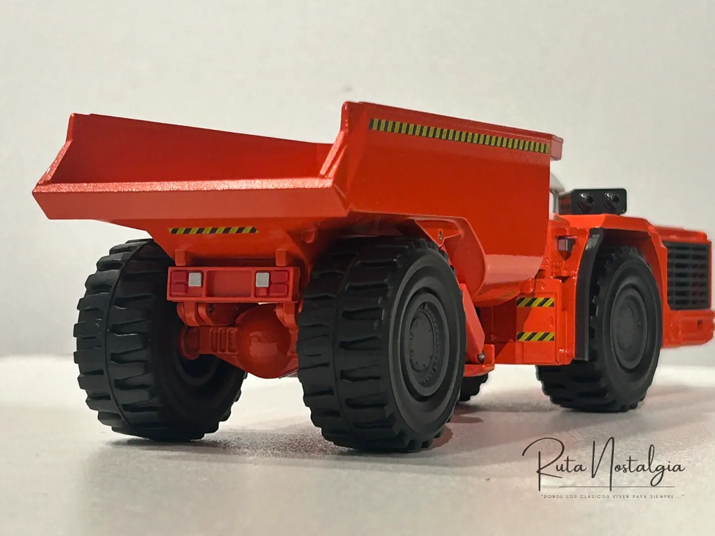 Equipo Minero Sandvik TH550 | Conrad Escala 1:50 7