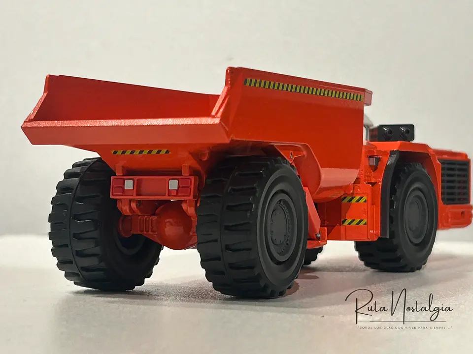 Equipo Minero Sandvik TH550 | Conrad Escala 1:50 7