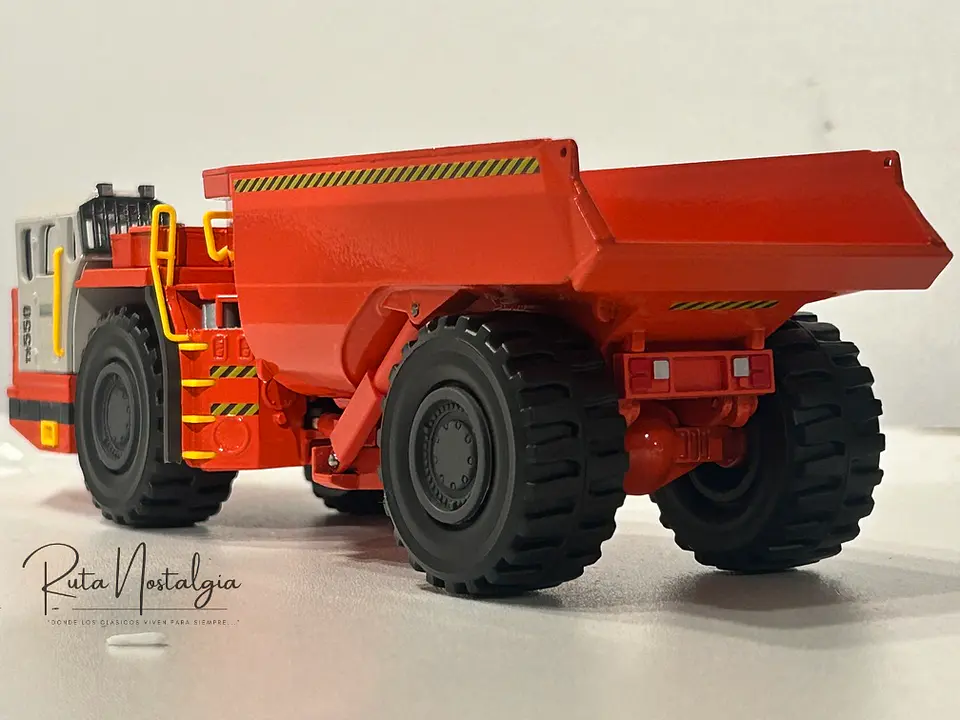 Equipo Minero Sandvik TH550 | Conrad Escala 1:50 8