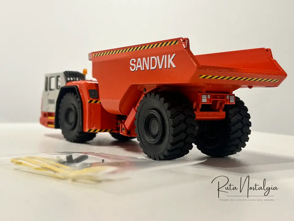 Equipo Minero Sandvik Toro TH663 | Conrad 1:50 8