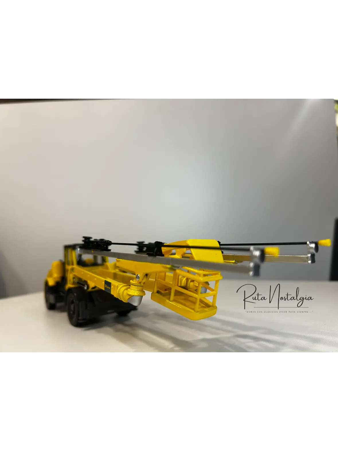 Perforador Subterráneo - Jumbo Boomer Epiroc E2 - Escala 1:50 – Jumbo de perforación a escala para minería subterránea 6