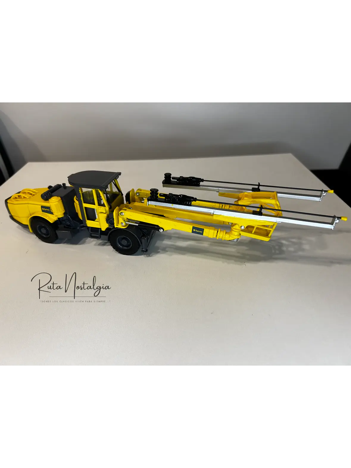 Perforador Subterráneo - Jumbo Boomer Epiroc E2 - Escala 1:50 – Jumbo de perforación a escala para minería subterránea 11