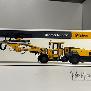 Jumbo Boomer M20 SG Epiroc. Escala 1:50 | Equipo Minería Subterránea en Metal Coleccionable (Die-cast) 