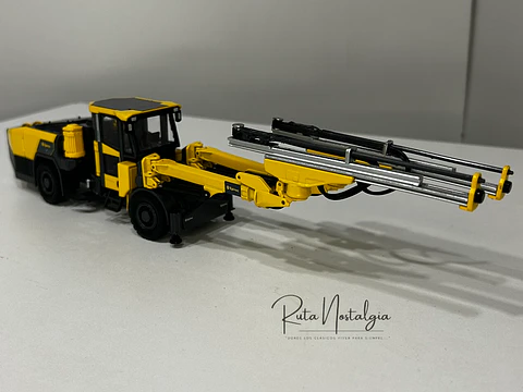 Perforador Subterráneo - Jumbo Boomer | Epiroc M20 SG - Escala 1:50 | Equipo Minería Subterránea en Metal Coleccionable