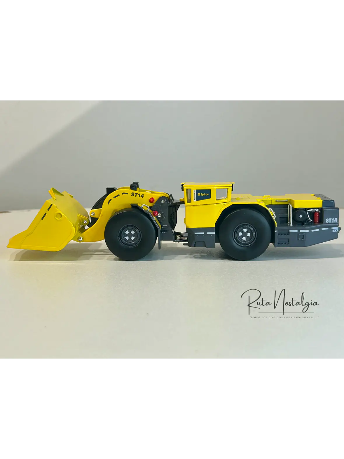 Cargador Subterráneo - Scooptram LHD Epiroc ST14 | Escala 1:50 — Equipo minería subterránea 6