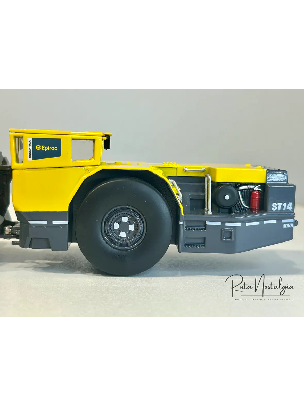 Cargador Subterráneo - Scooptram LHD Epiroc ST14 | Escala 1:50 — Equipo minería subterránea 7