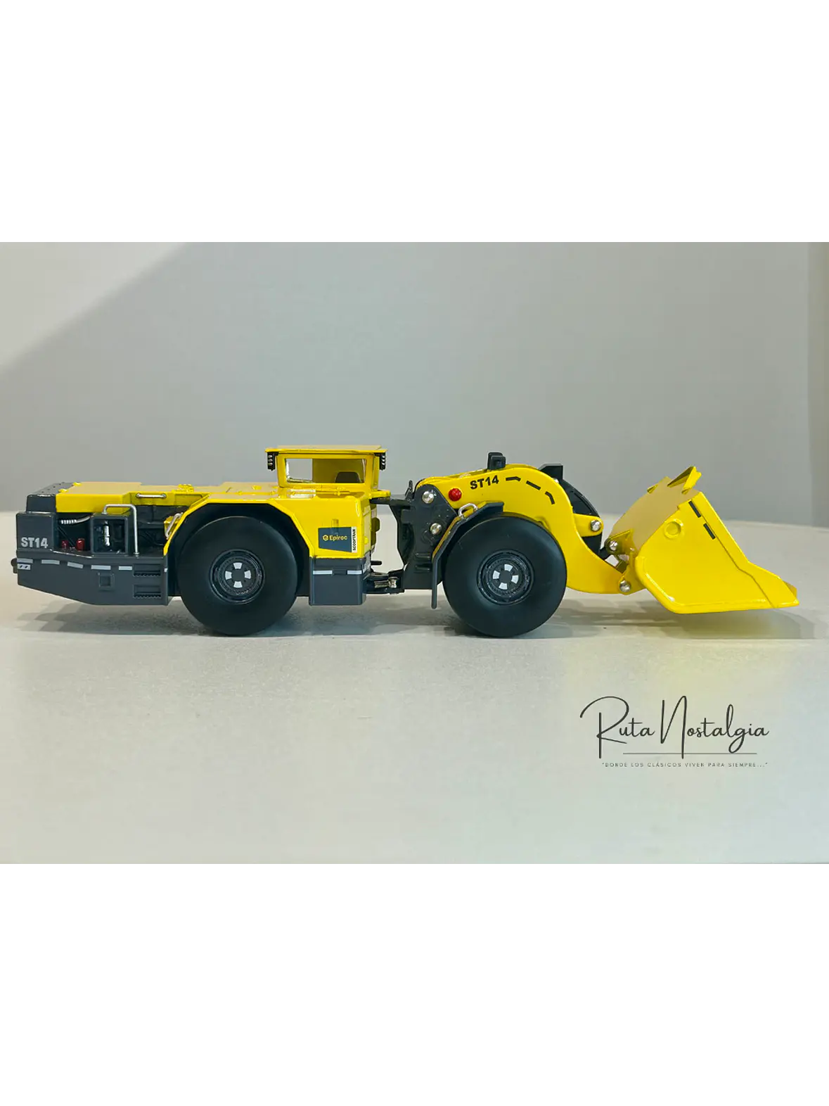 Cargador Subterráneo - Scooptram LHD Epiroc ST14 | Escala 1:50 — Equipo minería subterránea 11