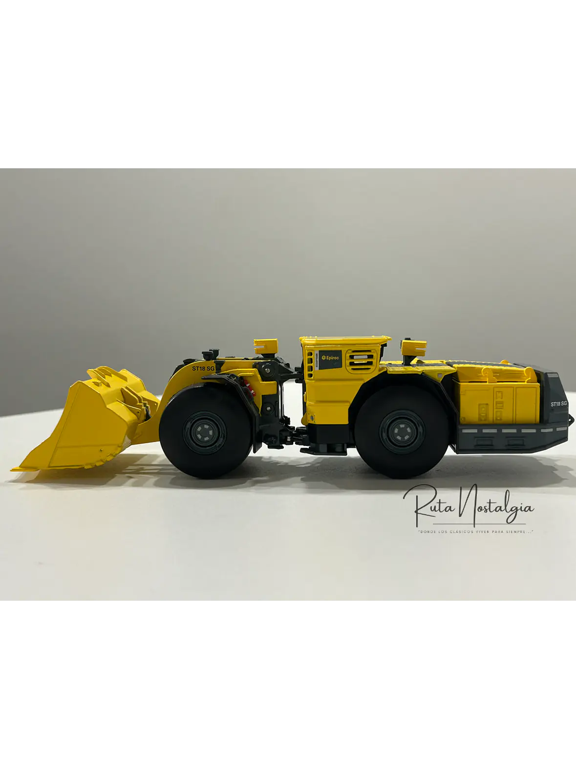 Cargador Subterráneo - Scooptram LHD Epiroc ST18 SG – 1:50 | Equipo de Minería en Metal Coleccionable 6